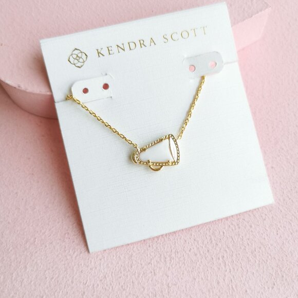 Kendra Scott - Cheer White Mother-of-Pearl Gold Necklace - NEW - Picture 2 of 3